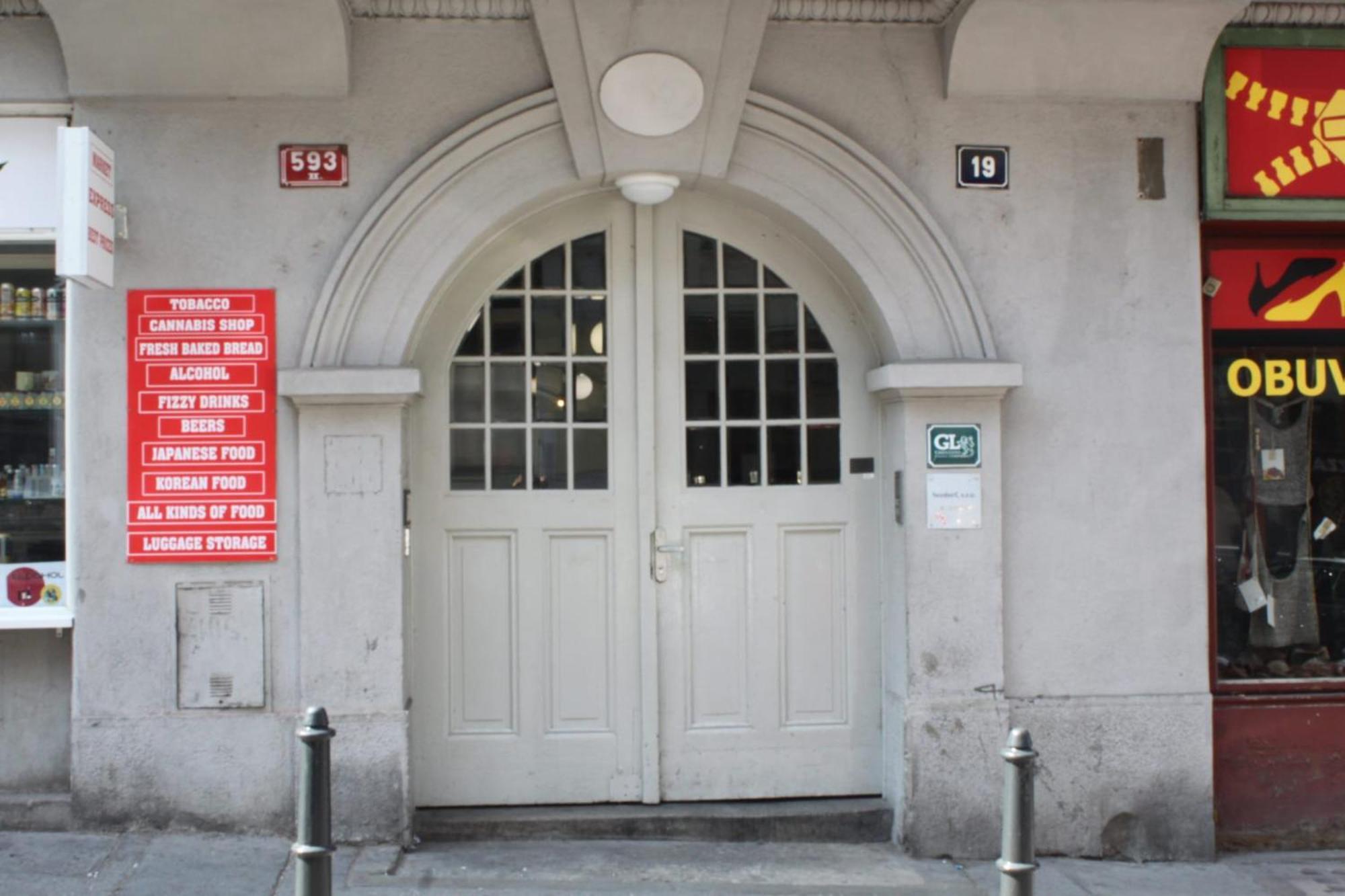 Alba Hostel Prag Dış mekan fotoğraf