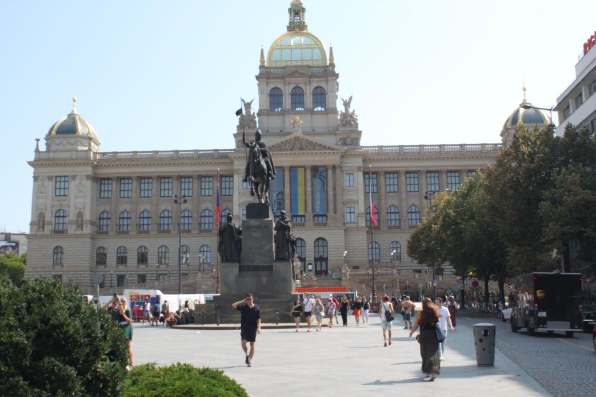 Alba Hostel Prag Dış mekan fotoğraf