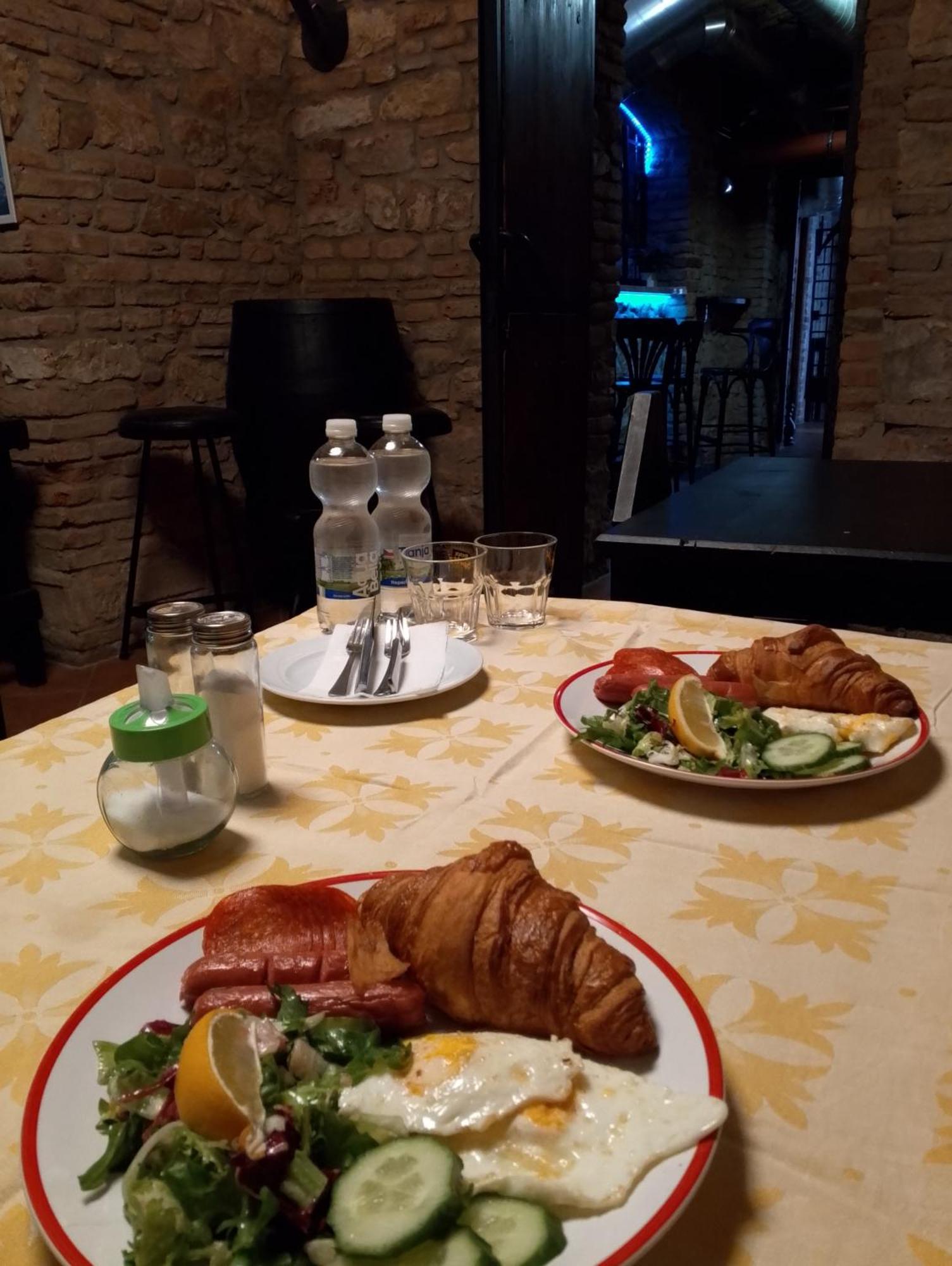 Alba Hostel Prag Dış mekan fotoğraf
